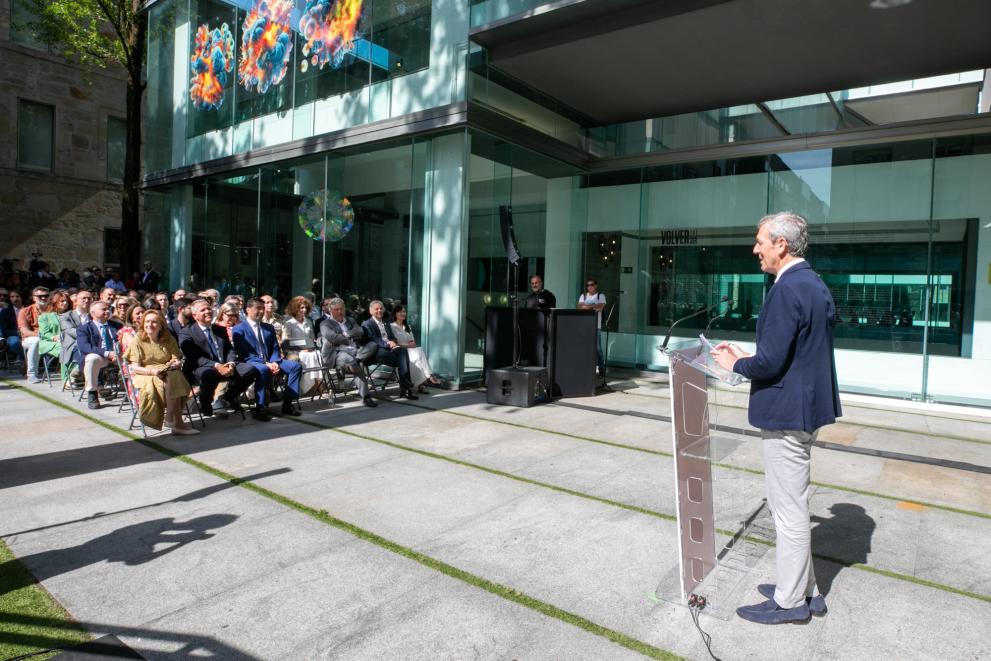 Imaxe 4 de 13 asociada á nova