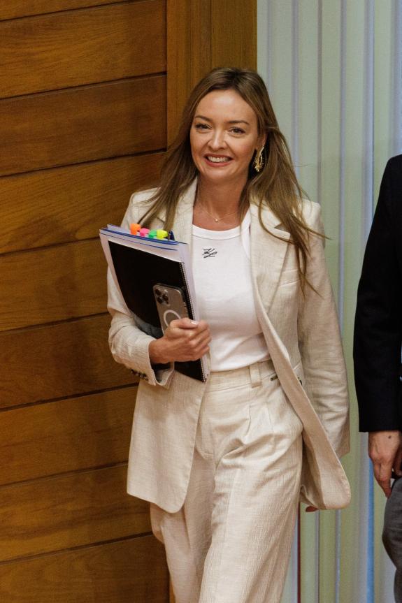 Imagen de la noticia:Fabiola García pone en valor que Galicia supera las previsiones de crecimiento demográfico, incrementando su población en 10...