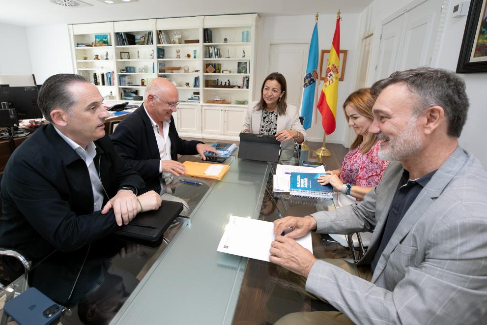 Imaxe 2 de 2 asociada á nova