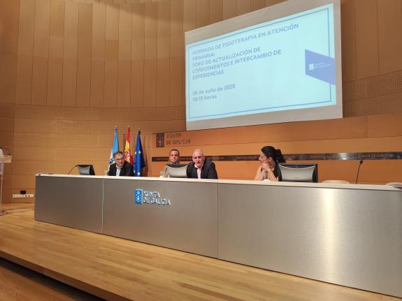 Imaxe da nova:A Xunta pon en valor o papel dos fisioterapeutas no tratamento de patoloxías como a disfunción do solo pelviano ou a enfermidade pu...
