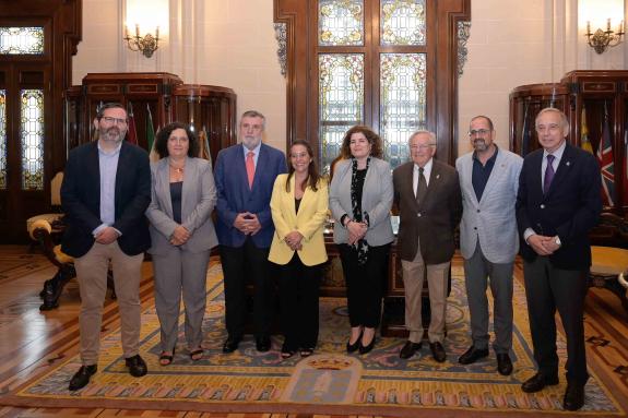 Imagen de la noticia:Belén do Campo asiste a la jornada conmemorativa del 130 aniversario del Colegio Médico-Farmacéutico de A Coruña