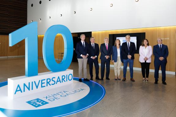 Imaxe da nova:Rueda destaca no 10º aniversario do Hospital Álvaro Cunqueiro o seu papel como símbolo da sanidade pública de vangarda