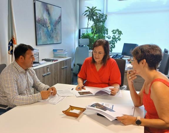 Imaxe da nova:Medio Rural avalía a mellora de infraestruturas municipais no concello de Laxe