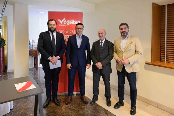 Imaxe da nova:A Xunta ve chave para a atracción de talento exterior que Galicia asuma as competencias executivas das autorizacións iniciais de tr...