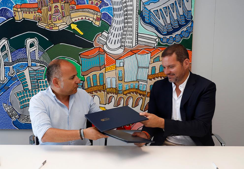 Imaxe 2 de 4 asociada á nova