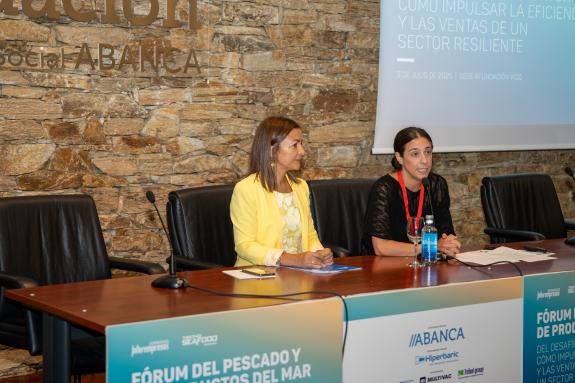 Imagen de la noticia:Marta Villaverde destaca a capacidade da cadea mar-industria galega para adaptarse ás tendencias do mercado e dar resposta á...