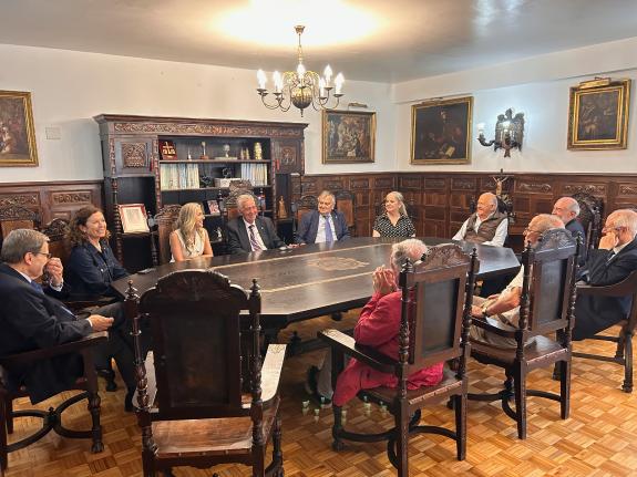 Imaxe da nova:Martina Aneiros pon en valor o traballo da Fundación Santo Hospital de Caridad na atención ás persoas sen fogar