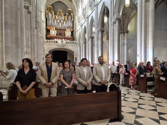 Imagen de la noticia:La Xunta destaca el legado de la emigración gallega en Madrid a través del valor simbólico de las campanas de la Catedral de...