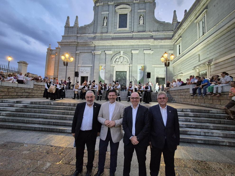 Imaxe 2 de 3 asociada á nova