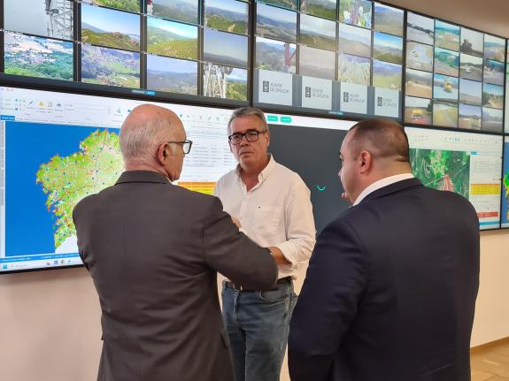 Imaxe da nova: Galicia e Portugal reforzan a súa coordinación en materia de defensa contra incendios forestais
