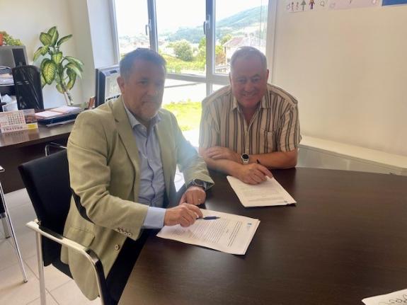 Imagen de la noticia:La Xunta y el ayuntamiento de O Vicedo acuerdan la adhesión de este municipio al programa Xantar na Casa