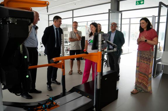 Imaxe da nova:A Xunta amosa o seu apoio ao Centro de atención integral Amencer-Aspace de Vigo