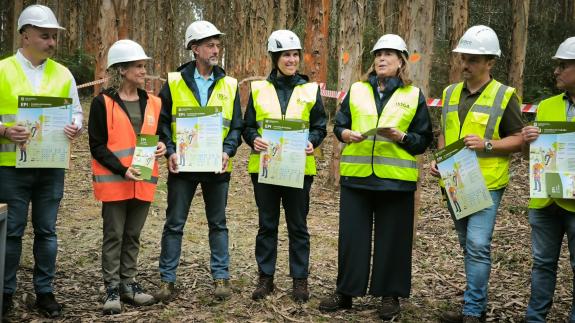Imaxe da nova:A Xunta presenta en Vilalba unha campaña para fomentar o uso correcto dos EPI no ámbito forestal no marco do compromiso coa segurid...
