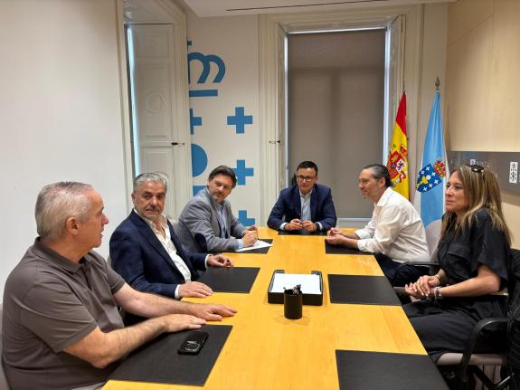 Imagen de la noticia:La Xunta analiza nuevas vías de colaboración con empresarios gallegos afincados en México