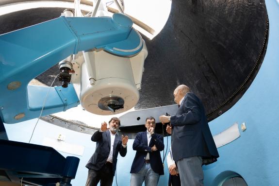 Imaxe da nova:Román Rodríguez pon en valor o Observatorio Astronómico Ramón María Aller Ulloa no centenario da chegada do refrator Stenheil a Gal...