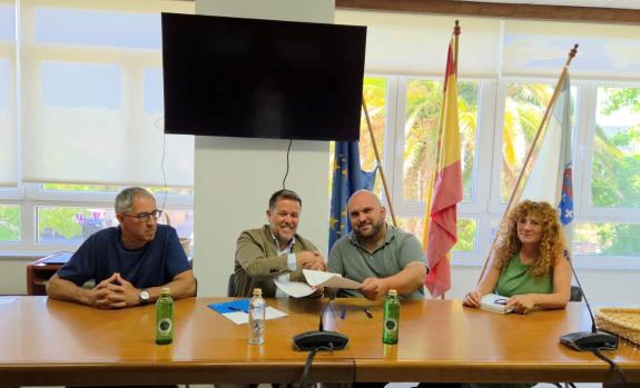 Imagen de la noticia:La Xunta y el Ayuntamiento de Mondariz acuerdan la adhesión de este municipio al programa Xantar na Casa