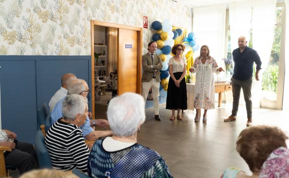 Imaxe da nova:A Xunta participa na celebración do primeiro aniversario do Centro de Día de Cangas