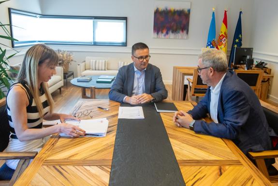 Imagen de la noticia:La Xunta y el ayuntamiento de Ames impulsan la colaboración para mejorar la empleabilidad del municipio y reforzar la formac...
