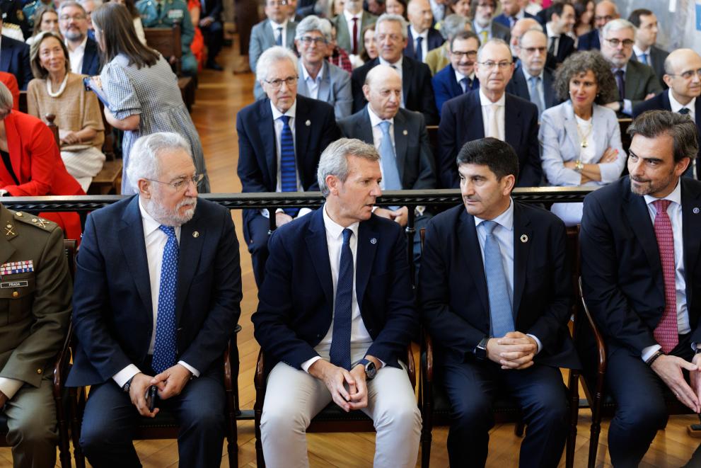 Imaxe 4 de 6 asociada á nova
