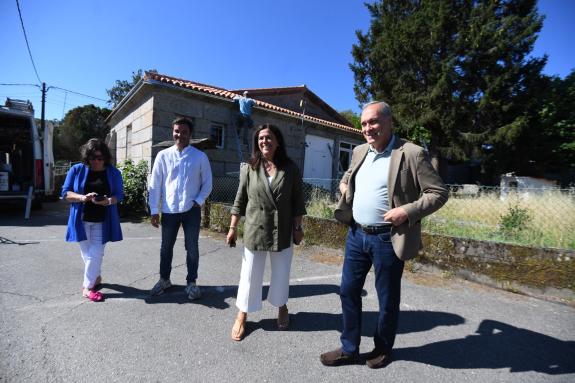 Imaxe da nova:A Xunta financia con preto de 20.000 euros as obras de mellora da fachada e cuberta da escola de Vilariño, no concello de Meis