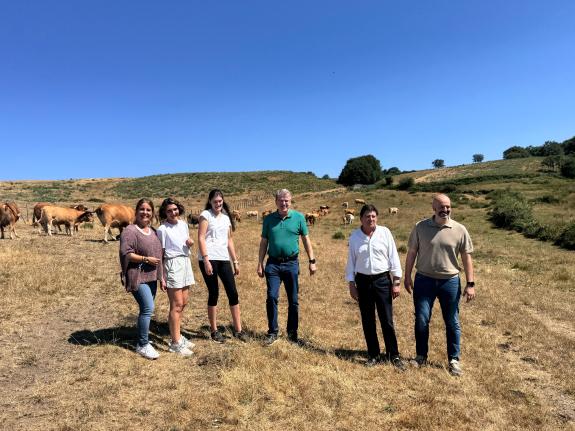 Imagen de la noticia:Manuel Pardo destaca los más de 2 M€ de la Xunta para el establecimiento de 52 agricultores chicos en la provincia de Ourens...