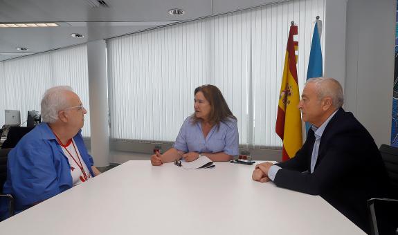 Imaxe da nova:A Xunta doará unha escultura ao colectivo Adrovi para homenaxear ás enfermeiras e o persoal sanitario