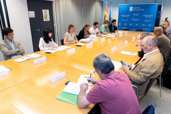 Imaxe da nova:A Xunta traslada aos concellos os informes elaborados para guiar a integración das unidades asistenciais de drogodependencia munici...