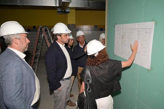 Imagen de la noticia:La Xunta avanza en las obras de mejora del Complejo Deportivo de Elviña I para dotar a la ciudadanía de instalaciones adecua...