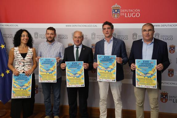 Imagen de la noticia:Arias participa en la presentación del XVII Critérium Aeronáutico, que se celebrará en el Aeródromo de Desbroces del 25 a 27...