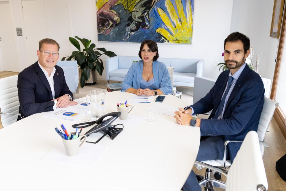 Imaxe 3 de 3 asociada á nova