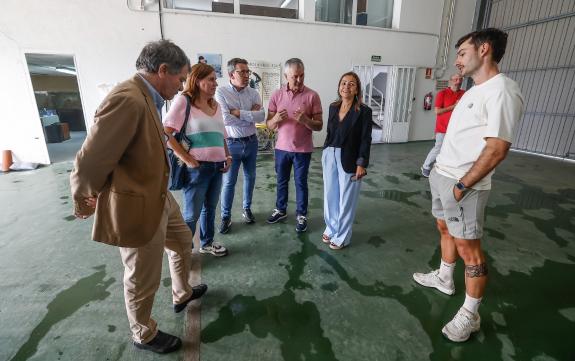 Imaxe da nova:Marta Villaverde anima desde Ribadeo ás peixerías a adherirse ao Bono Peixe, destacando que un terzo das existentes xa o fixeron