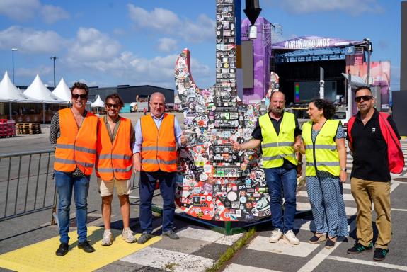 Imaxe da nova:Xosé Merelles visita a montaxe do Morriña Festival que espera superar nesta edición os 40.000 asistentes de 2024