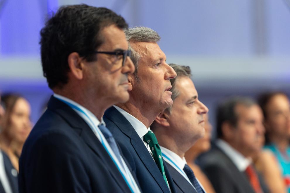 Imaxe 14 de 16 asociada á nova