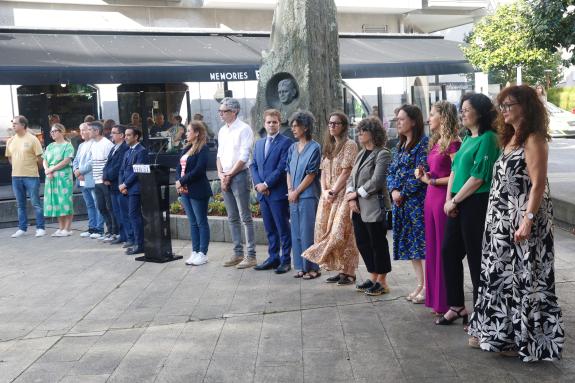 Imaxe da nova:A delegada territorial da Xunta participa nos actos conmemorativos do Día de Galicia en Ferrol
