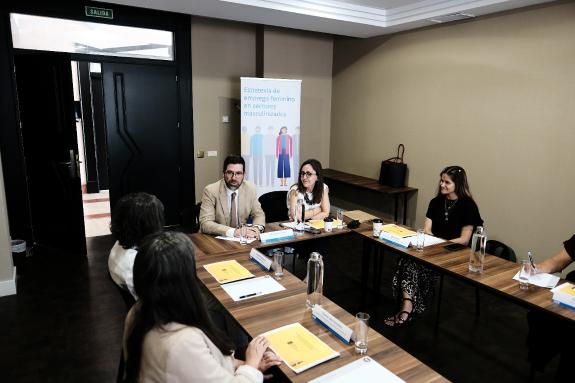 Imaxe da nova:A Xunta dá inicio aos primeiros grupos de traballo da Estratexia Galega de Emprego Feminino en sectores masculinizados