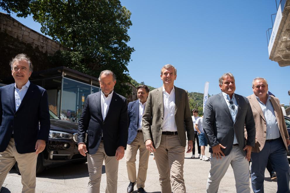 Imaxe 2 de 5 asociada á nova