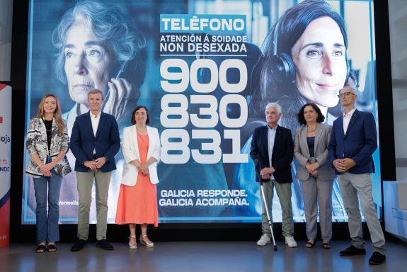 Imagen de la noticia:Rueda destaca que la nueva central multicanal en colaboración con Cruz Roja permitirá tejer una red contra la soledad no des...