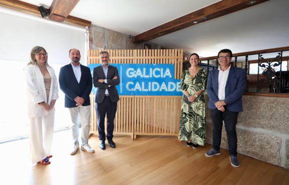 Imaxe da nova:Galicia rexistra récord histórico no primeiro semestre con case 3 M de viaxeiros e un crecemento do 4,5%