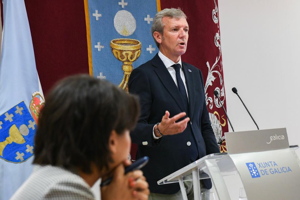 Imaxe 1 de 2 asociada á nova