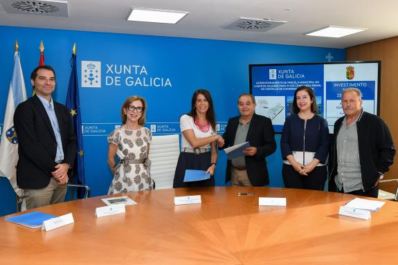 Imaxe da nova:Xunta e concello de Chandrexa de Queixa colaboran na humanización dun espazo para a veciñanza en Celeiros e a construción dun edifi...