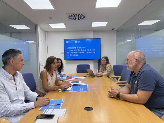 Imaxe da nova:A Xunta aborda cos concellos de Dodro e Padrón o deseño dos servizos de autobús da nova concesión de transporte público que conecta...