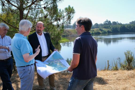 Imaxe da nova:O Plan de Sostibilidade Turística ‘Mar de Santiago’ converte a mina de arxila de Porto Piñeiro nun espazo para o uso e desfrute de ...