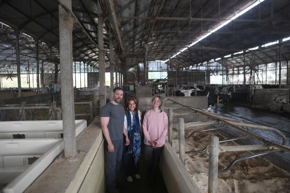 Imagen de la noticia:La Xunta apoya en O Pino un proyecto innovador de transformación láctea a través del polo de emprendimiento de Melide