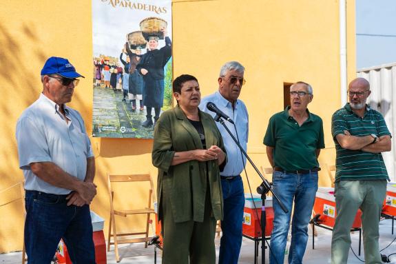 Imagen de la noticia:La Xunta apoya la conservación de la alfarería tradicional en el XI Encontro de Cacharreiros de Niñodaguia