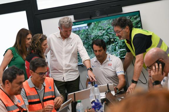 Imaxe da nova:Rueda reitera por carta ao Goberno central a petición de máis medios na loita contra os incendios