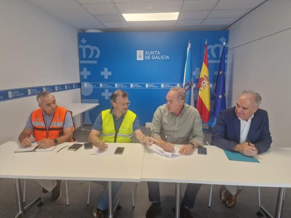 Imaxe da nova:O delegado da Xunta reúnese cos alcaldes da provincia de Pontevedra para reforzar a coordinación fronte aos incendios forestais