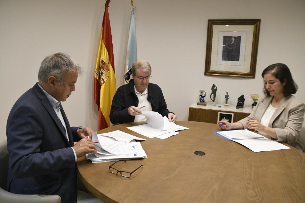 Imaxe 1 de 2 asociada á nova