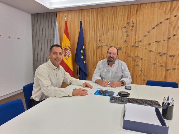 Imaxe da nova:Xosé Merelles e o alcalde de Caldas de Reis repasan os bos resultados do Camiño Portugués ao seu paso por este municipio
