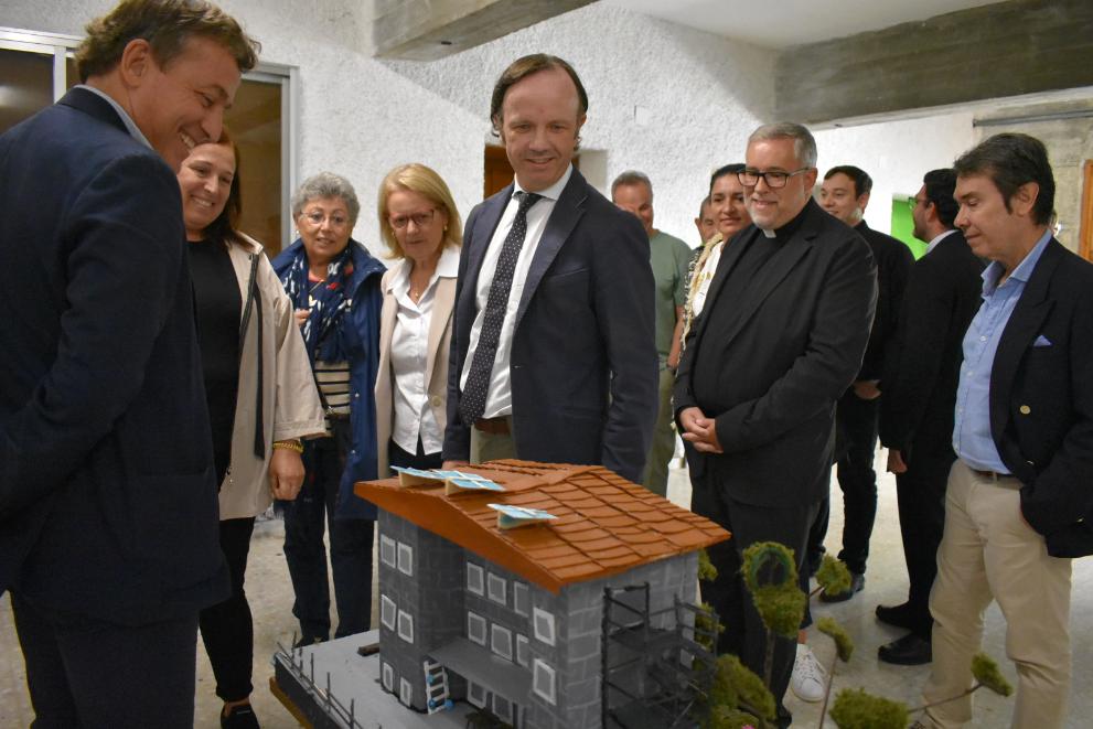 Imaxe 2 de 2 asociada á nova