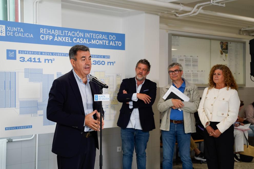 Imaxe 3 de 3 asociada á nova